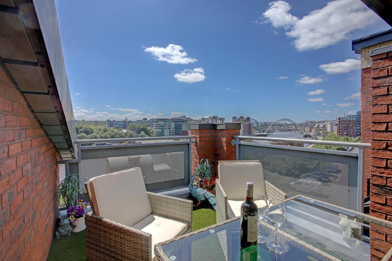 Апартаменти Beautiful Duplex Penthouse - Roof Garden, Views, Parking Ньюкасл-апон-Тайн Екстер'єр фото